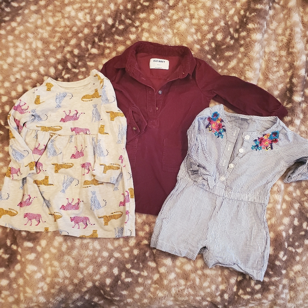 Old Navy, Bundle of 3 pieces, Dresses and Romper jumpsuit, 18 - 24 Month Girl